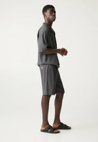 Bermuda em Linho - Cinza escuro