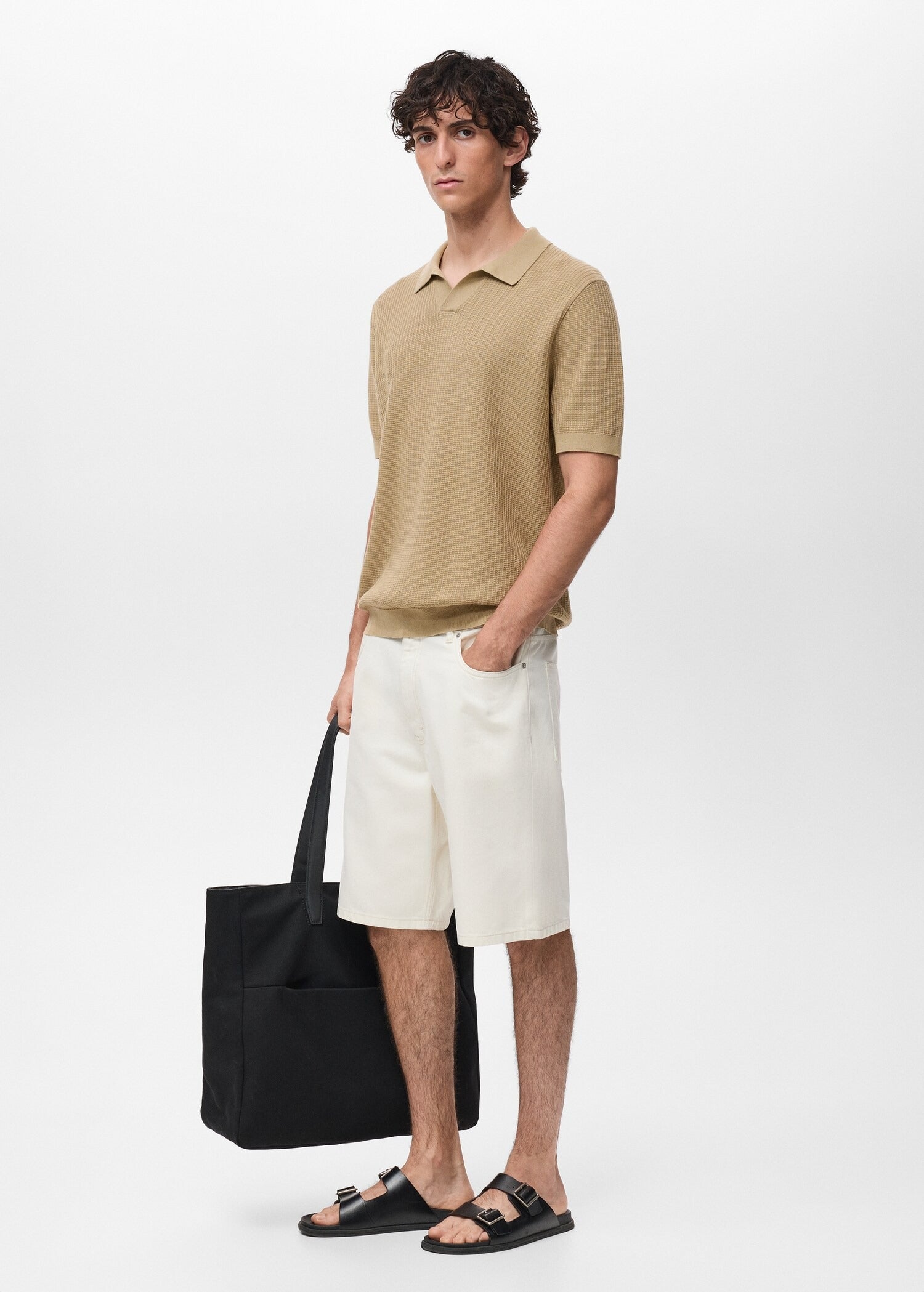 Camisa Polo em Tricô Texturizado - Bege