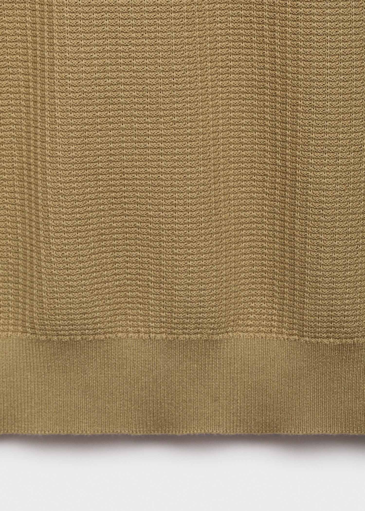 Camisa Polo em Tricô Texturizado - Bege
