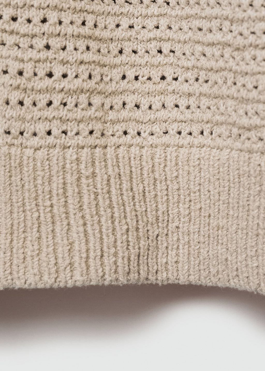 Camisa Polo em Crochê Malha Vazada - Bege